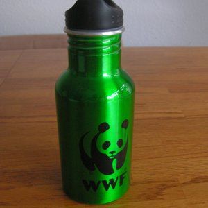 World Wildlife Fund green & black aluminum water bottle
